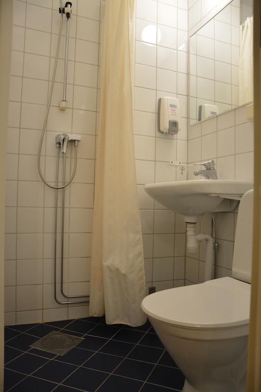 Nesset Fjordcamping Olden Zimmer foto
